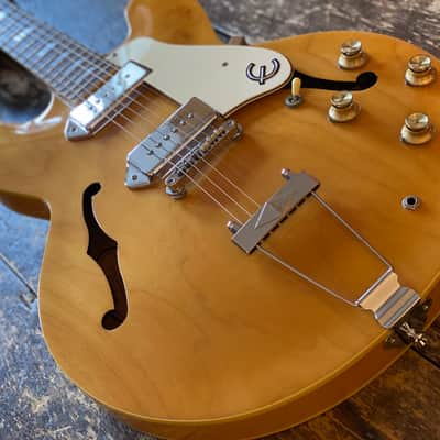 Epiphone 2004 Casino Electric Guitar Gloss Natural Finish Peerless Factory Korea w/ OHSC image 2