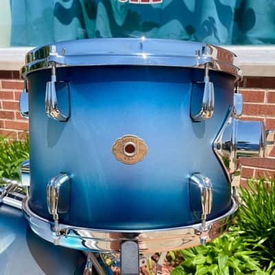 Slingerland Radio King 3-Ply Mahogany/Poplar Drum Set Silver & Blue Lacquer 24/13/16 image 3