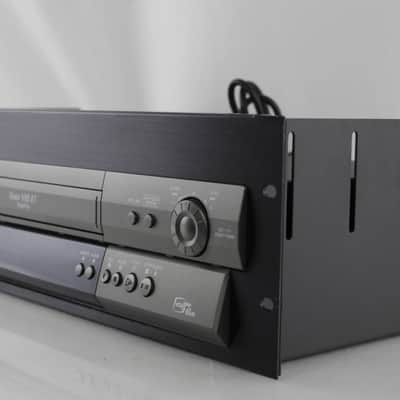 Panasonic AG-3200 ProLine VCR with Rack Mount and Remote image 6
