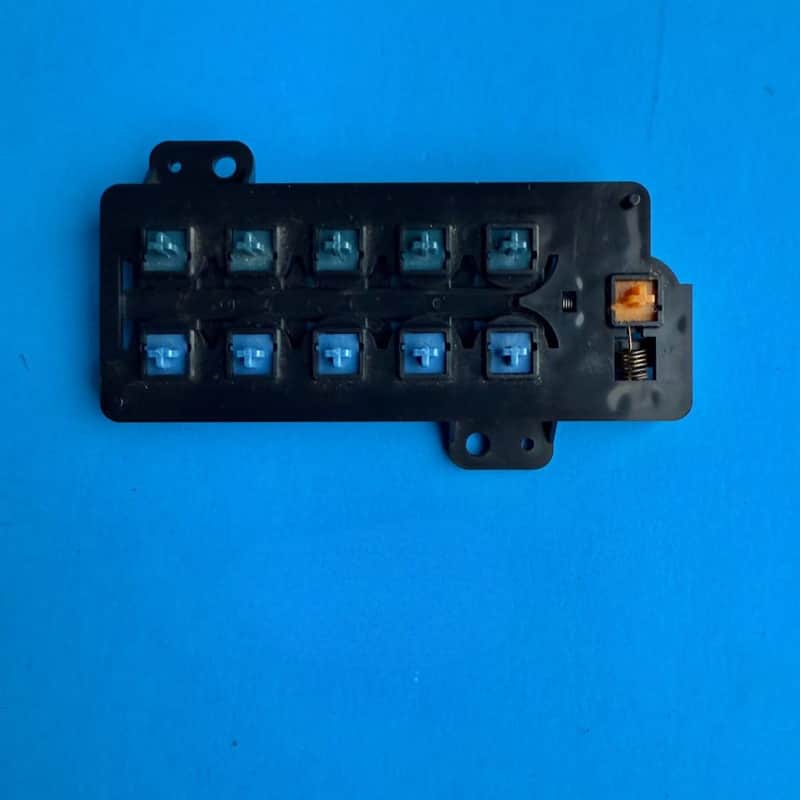 Immagine CASIO MT-100 Vintage Keyboard Part: Tone Push Button Group Mechanism - 1