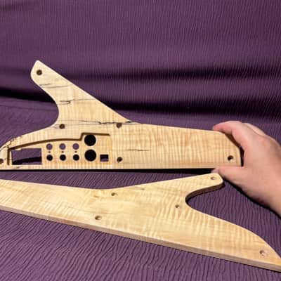 Moog Sub Phatty & Little Phatty or Stage2 replacement side panels."Aqua Timber Chestnut"MasterGrade and 3A. Polyester gloss finish.