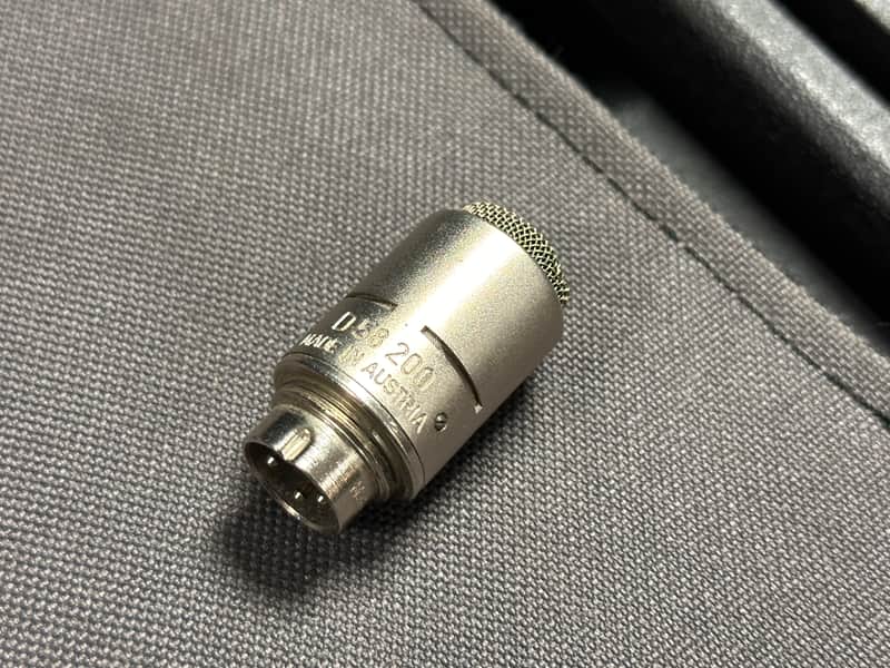 AKG D58 200 dynamicmicrophone image 1