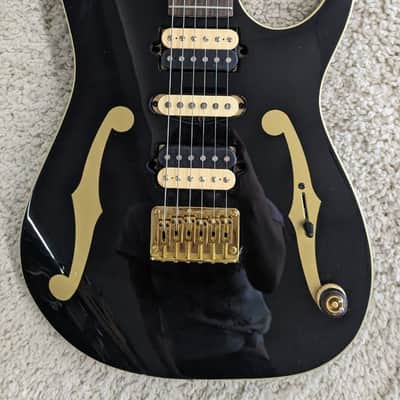 Mint Ibanez Paul Gilbert Signature Model PGM50BK Electric Guitar, Black Finish w/Bag image 3