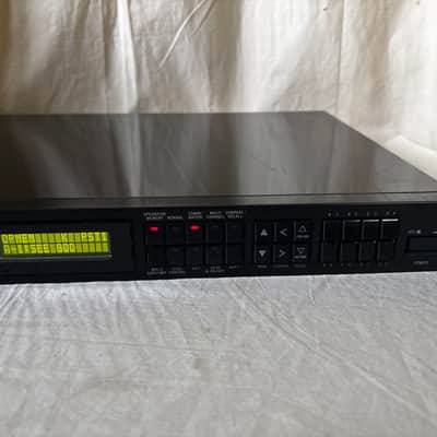 CASIO VZ-8M PROFESSIONAL DIGITAL SYNTHESIZER RACK MOUNT New internal battery image 4