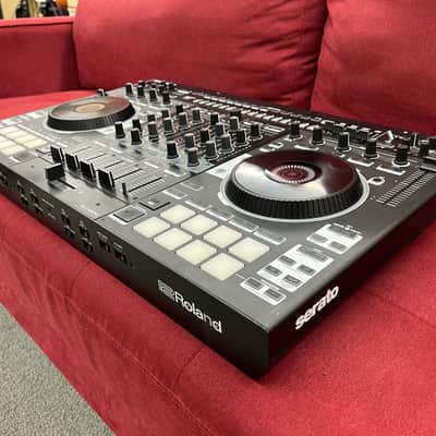 Roland DJ-808 DJ Controller - Black image 12