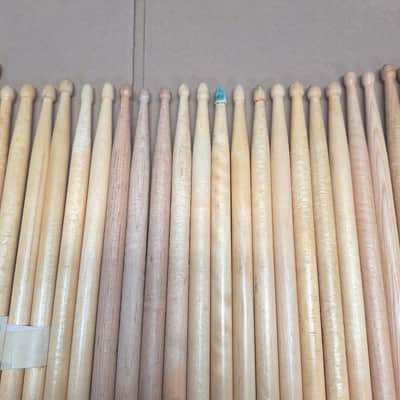 Lot of 16 Pairs of Drum Sticks 5A 5B 2B Rock Various Brands Lot 82-639 image 6