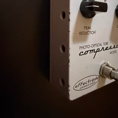 Effectrode Model PC-2A Photo-Optical Tube Compressor 2010s - White image 2