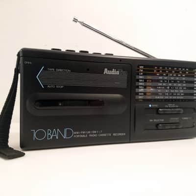 AUDIOTON RAR950 Portable World Receiver Shortwave Radio & Cassette Player image 2