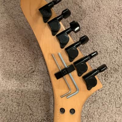 Kramer 1984 Baretta Custom (Cream) image 9
