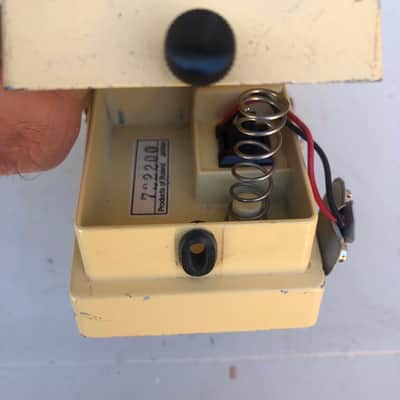 Boss FT-2 Dynamic Filter (Black Label) 1986 - 1989 - Yellow image 7