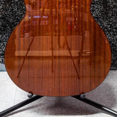 Eastman AC122-1CE-DLX Gloss Solid Acoustic Electric Grand Auditorium Guitar with Gig Bag image 5