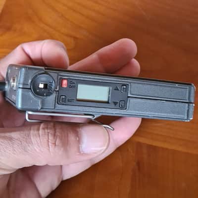 Sennheiser 🎤 Sennheiser ew100 SK 100 Bodypack Transmitter | UHF | 790–822 MHz | 3.5mm | Belt Clip image 7