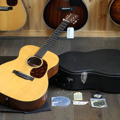 2013 Martin 000-18E Retro Acoustic Guitar Natural + OHSC image 1