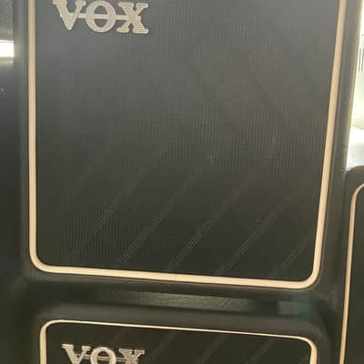 Vox MV50 Clean 50-Watt Guitar Amp Head 2017 - Present - Black / Silver/ 2 Vox speakers image 13