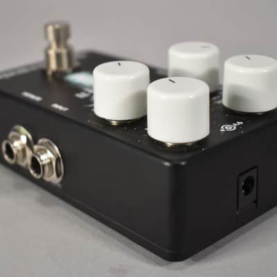 Electro-Harmonix Oceans 11 Reverb 2018 - Present Black image 3