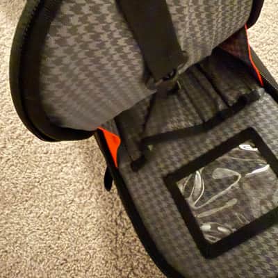 M80 Series Classic Dual Bass Case 2025 - Black image 9