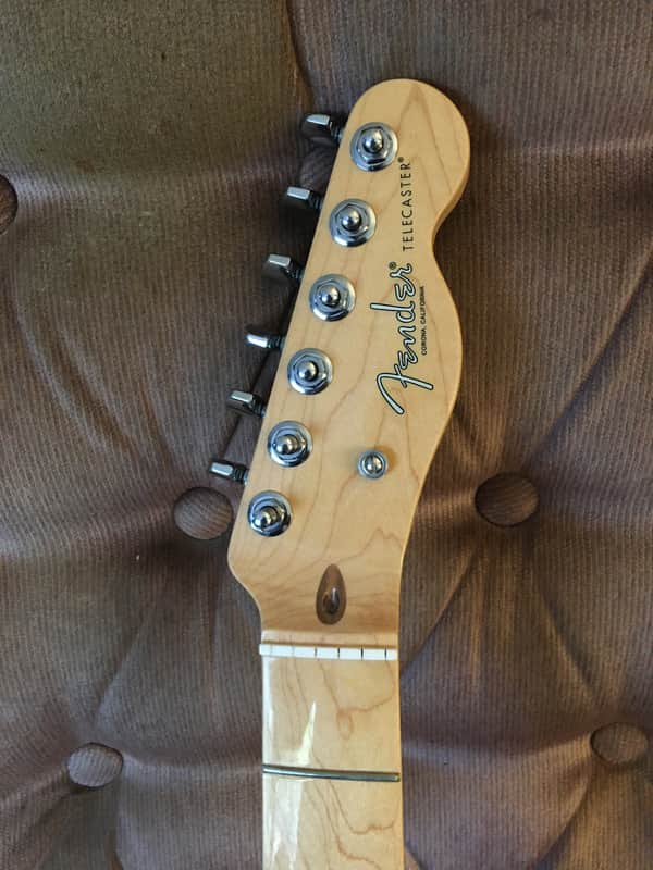 2021 fender am pro Tele like new