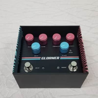Pigtronix Gloamer Analog Polyphonic Amplitude Synthesizer Pedal image 2