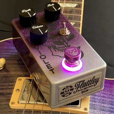 Flattley Violet ~ Tremolo ~ Platinum Range ~ Includes FREE Power Supply image 3
