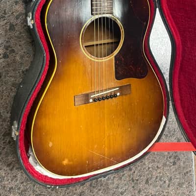 Gibson LG-1 1947 - 1968 - Sunburst In Hard Case image 2