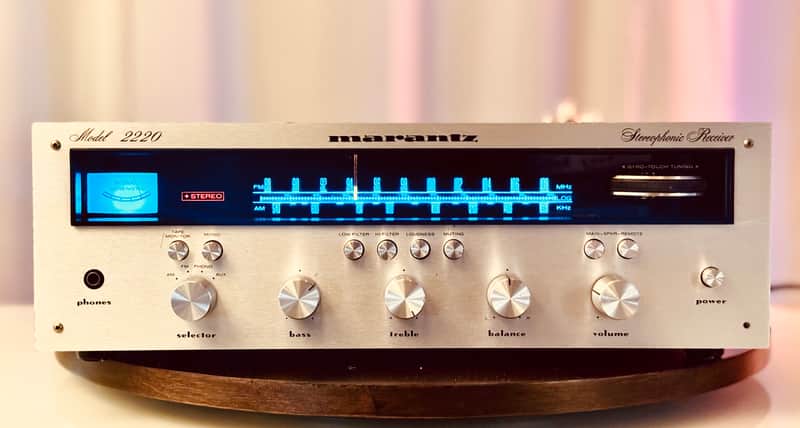 🎶✨ Marantz Model 2220 Vintage Stereo Receiver w/ Wood Case — Serviced/Cleaned, LED Dial, FM Stereo Working, Excellent Sound image 1
