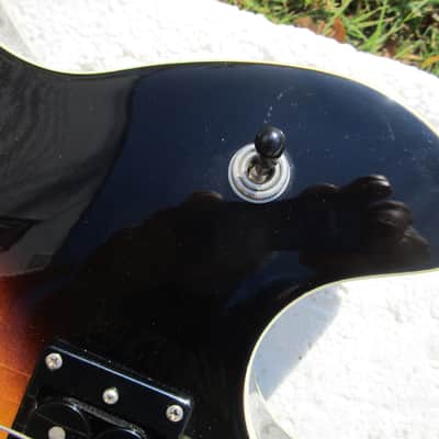 Washburn HB30TSK 335 Dot Neck Copy Guitar, 2012, HSC, Mint image 9