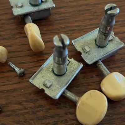 1964 1965 1966 set Fender Musicmaster Duo Sonic Mustang guitar tuners tuning pegs image 7
