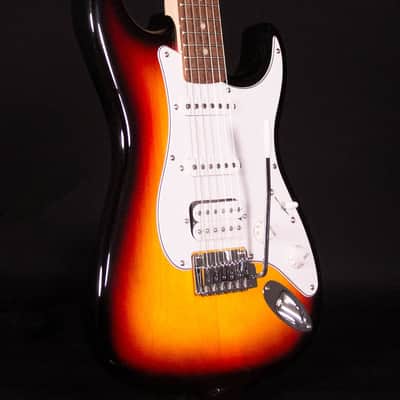 Squier Affinity Stratocaster Junior HSS, Laurel FB, 3-Color Sunburst image 4