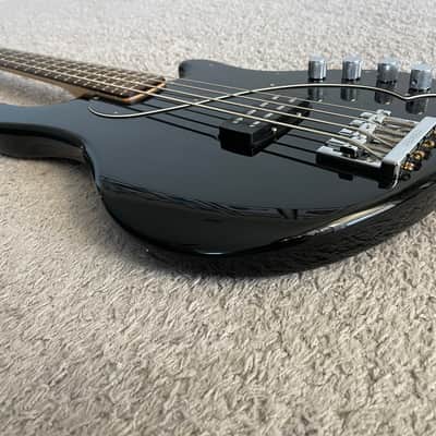 Fender Deluxe Dimension Bass 2013 MIM Black 4-String Guitar image 4