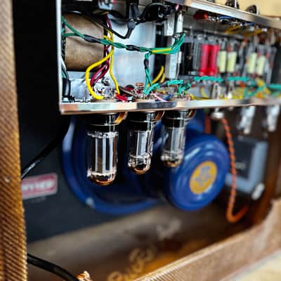 Riffraff Amps 57 Tweed deluxe 5e3 2026 - Distressed Tweed image 9