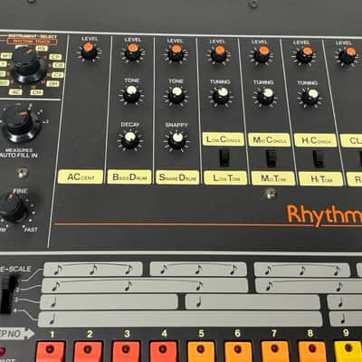 Roland TR-808 image 9