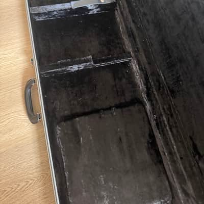 Fender Mustang - SilverFender Mustang G&G Limited Edition Hard Case - Solarium Silver image 4