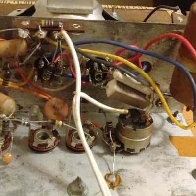 Vintage 1957 RCA Victor Royalist AC/DC Tube Combo Amplifier - Like Kay or Valco image 8