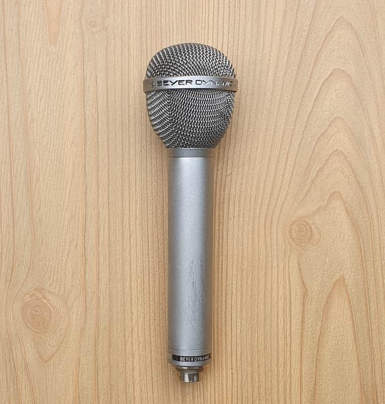 Beyerdynamic M88N(c) vintage mic (not TG!), kick, cabinets, vocal