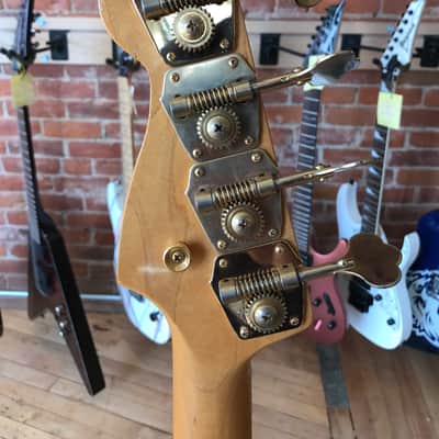 Fender Precision Bass P 1988 American Vintage Reissue Mary Kay Blonde AVRI Corona image 6