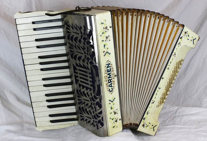 Hohner Carmen