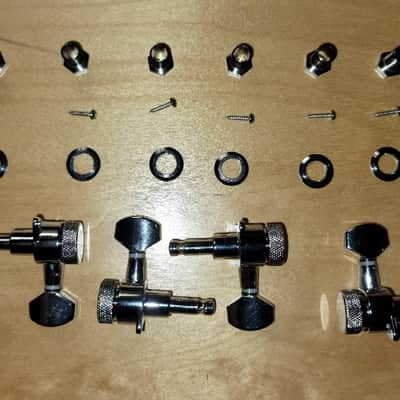 Tuner Set - Staggered - Locking - 6 In Line - Bass Side RH- Chrome image 1