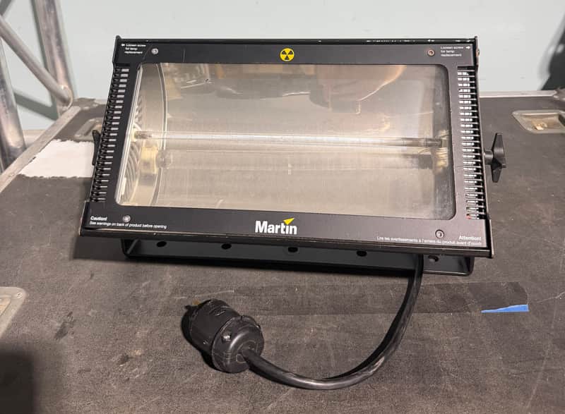 Martin Atomic 3000 DMX