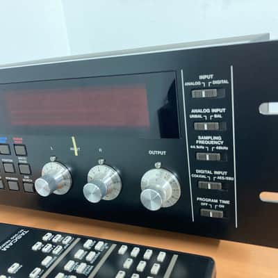 Tascam DA-30 DAT Machine image 3