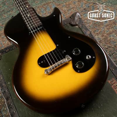 1959 Gibson Melody Maker, Single cut, 3/4 scale, all original w/ case image 6