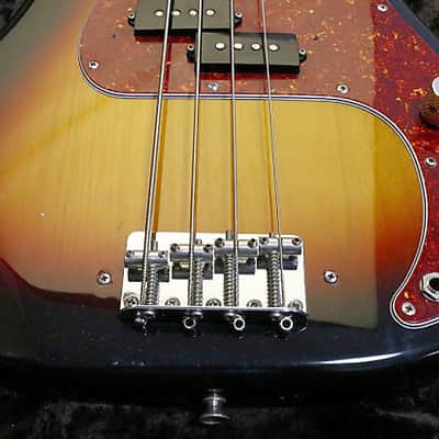 Fender Japan Fretless P-Bass 1999 image 10