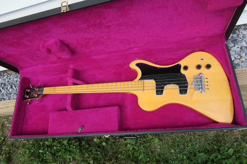 Gibson RD Standard Bass