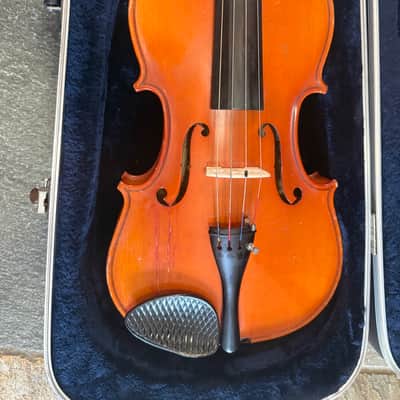 15" viola with case and bow. Made in Romania image 2