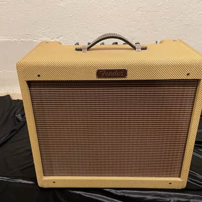 Fender Blues Junior Limited Edition Lacquered Tweed Type PR 295 15-Watt Tube Guitar Combo Amplifier image 1