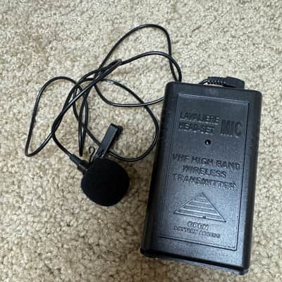 Hisonic HS-122B Wireless PA System w/ 3 Mics & Bag image 8