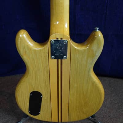 Vantage 650B Bass 1980 Natural image 3