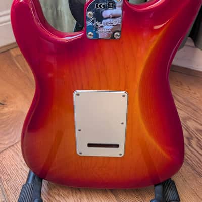 Fender American Elite Stratocaster 2019 Aged Cherry Burst with S1 Switch image 5