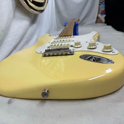 Fender Stratocaster Guitar with Case - CIJ mij Crafted In Japan 2002 - 2004 image 16