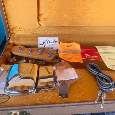 2003 Fender '62 Jazz Bass Reissue (AVRI) - Stack Knob - 100% Stock with Original Case image 11