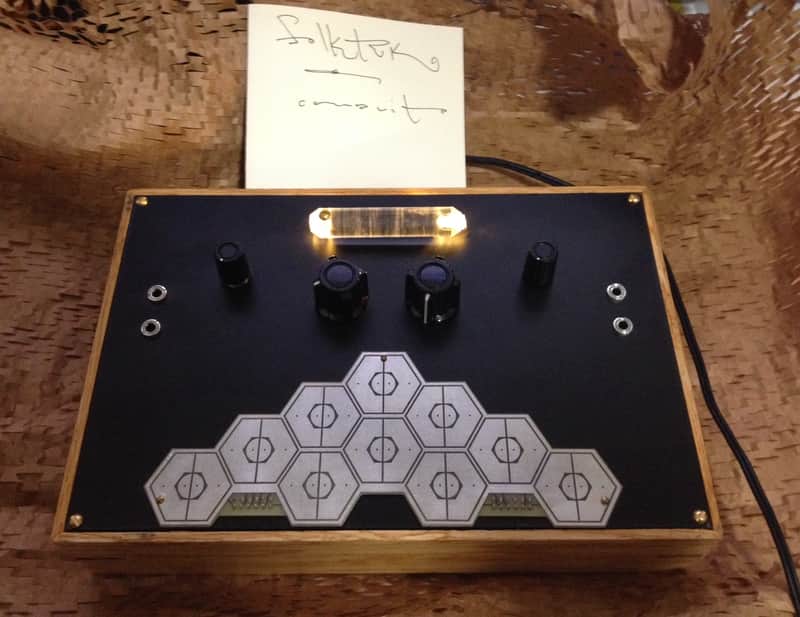 Folktek Conduit w/Original Booklet image 1